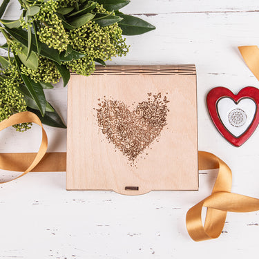 Set di cioccolato CLASSICO in cofanetto di legno con motivo personalizzato