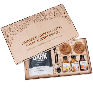 Set da caffè PREMIUM in cofanetto di legno con motivo personalizzato